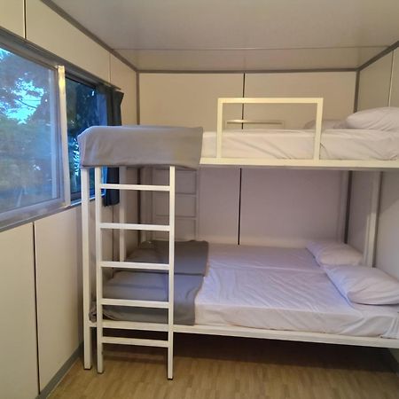 Hotel Bukit Pinus Tegalharendong Екстер'єр фото
